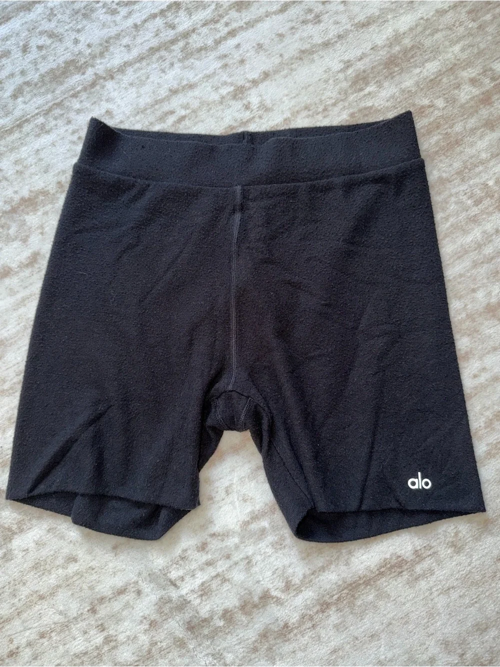 ALO Yoga Women’s Black Athletic Bike Shorts